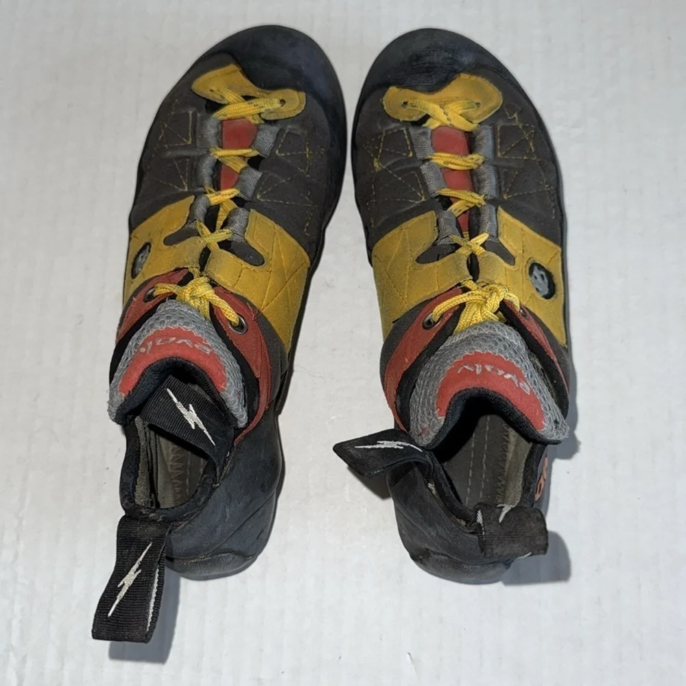 Evolv Demorto Rock Climbing/Bouldering Shoes